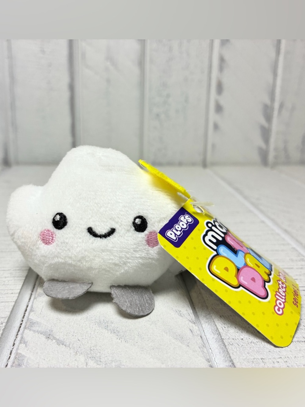 PLOOFS Micro Plush Palz collect ‘em all! Series 3 Cloud W/Star RMS 2024 NWT